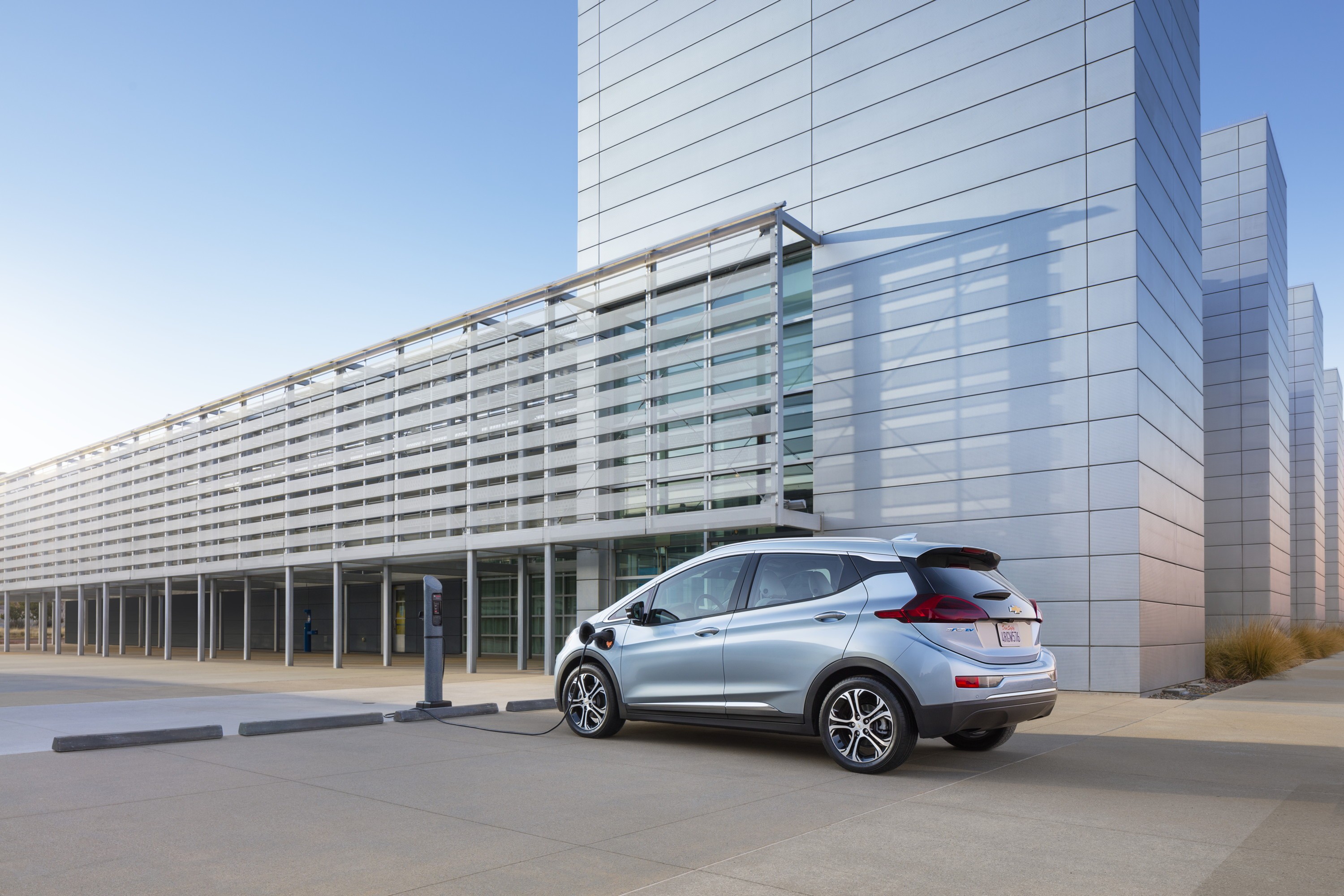 Chevrolet Bolt photo 6