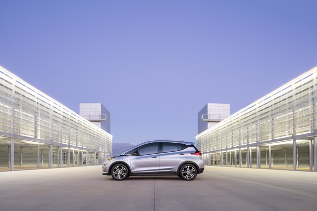 Chevrolet Bolt photo 1
