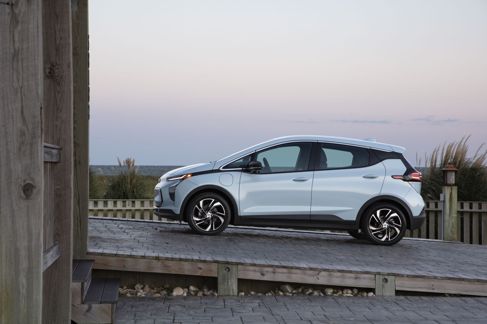 Chevrolet Bolt photo 8