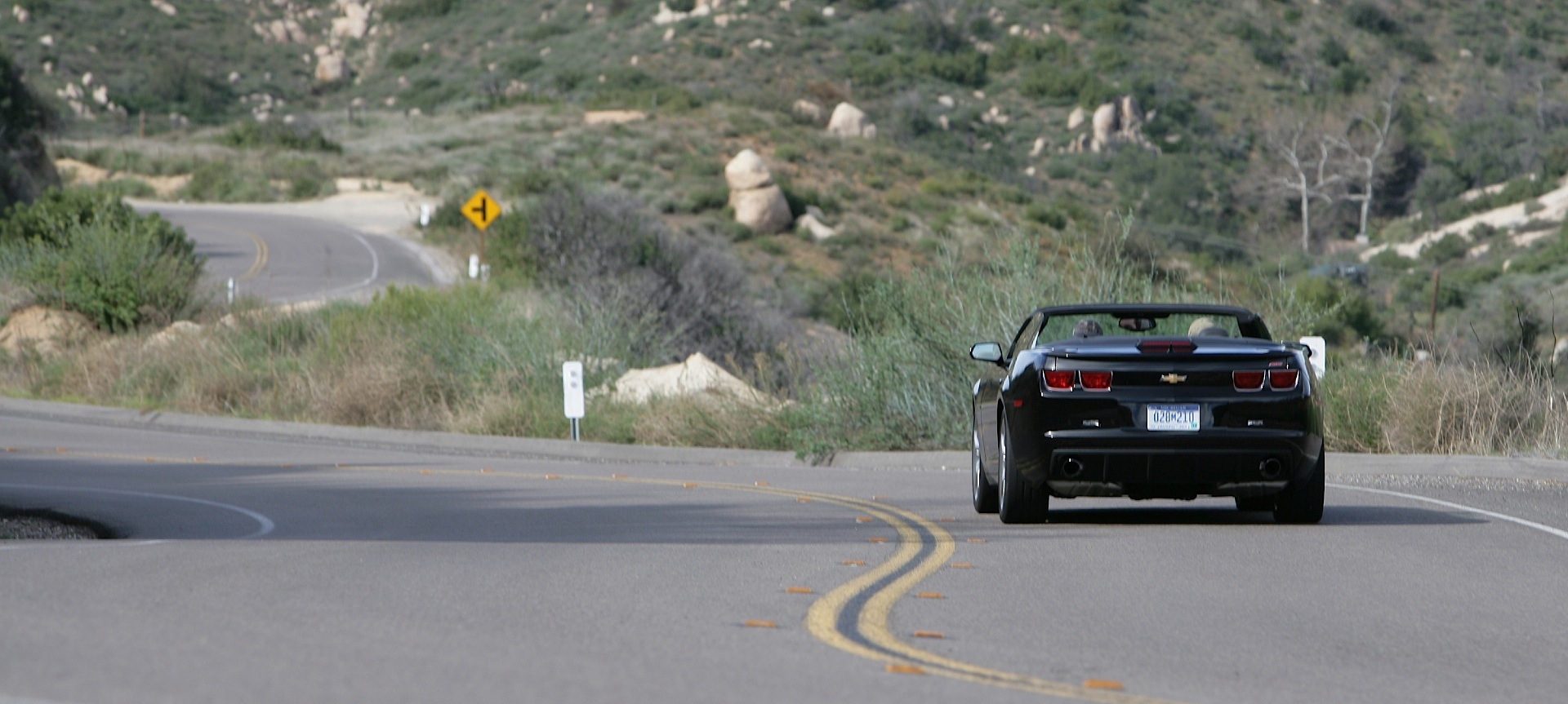 Chevrolet Camaro Convertible photo 14