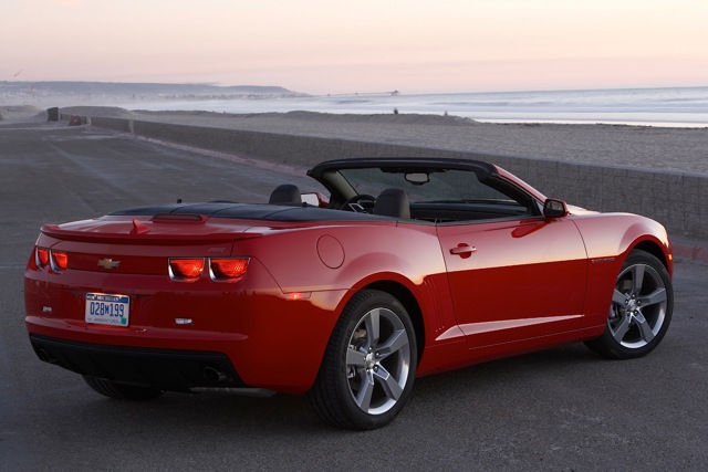 Chevrolet Camaro Convertible foto 23
