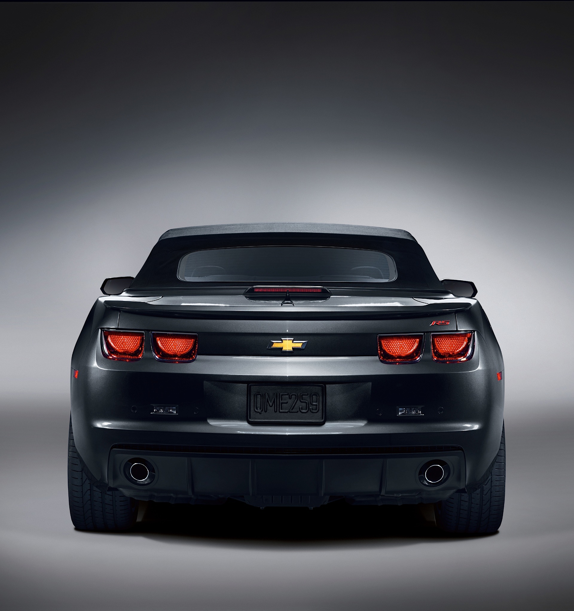 Chevrolet Camaro Convertible photo 33