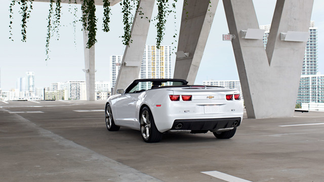 Chevrolet Camaro Convertible foto 7