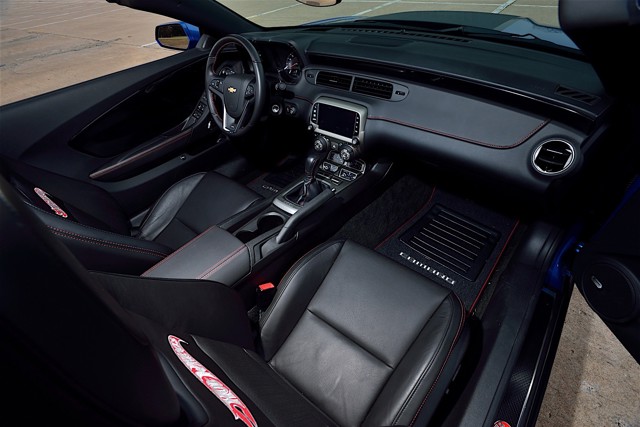 Chevrolet Camaro Convertible foto 87