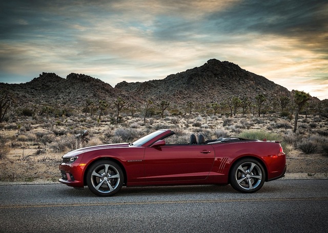 Chevrolet Camaro Convertible foto 2