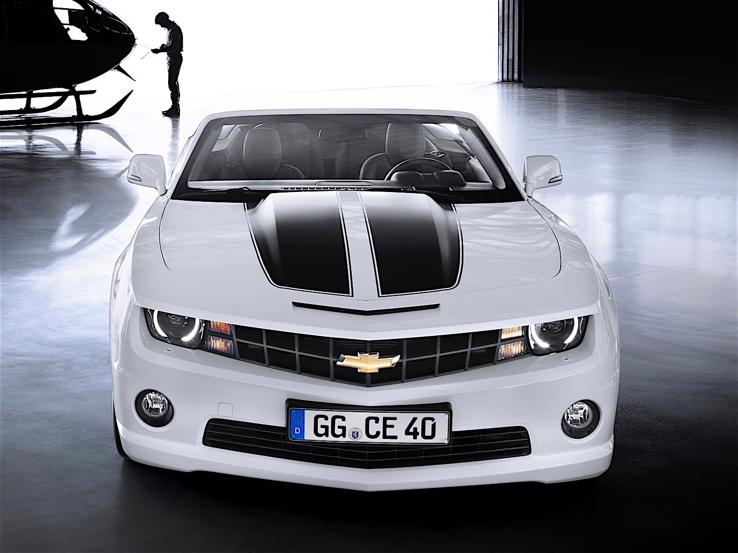 Chevrolet Camaro Convertible photo 36