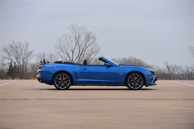 Chevrolet Camaro Convertible foto 39