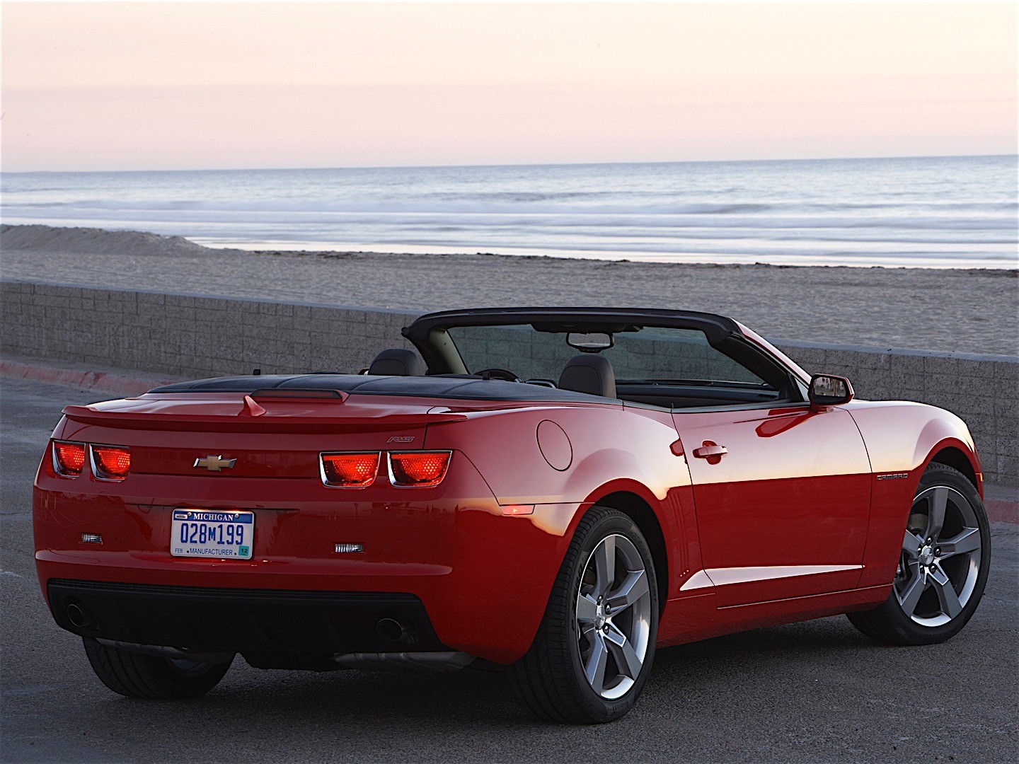 Chevrolet Camaro Convertible photo 55