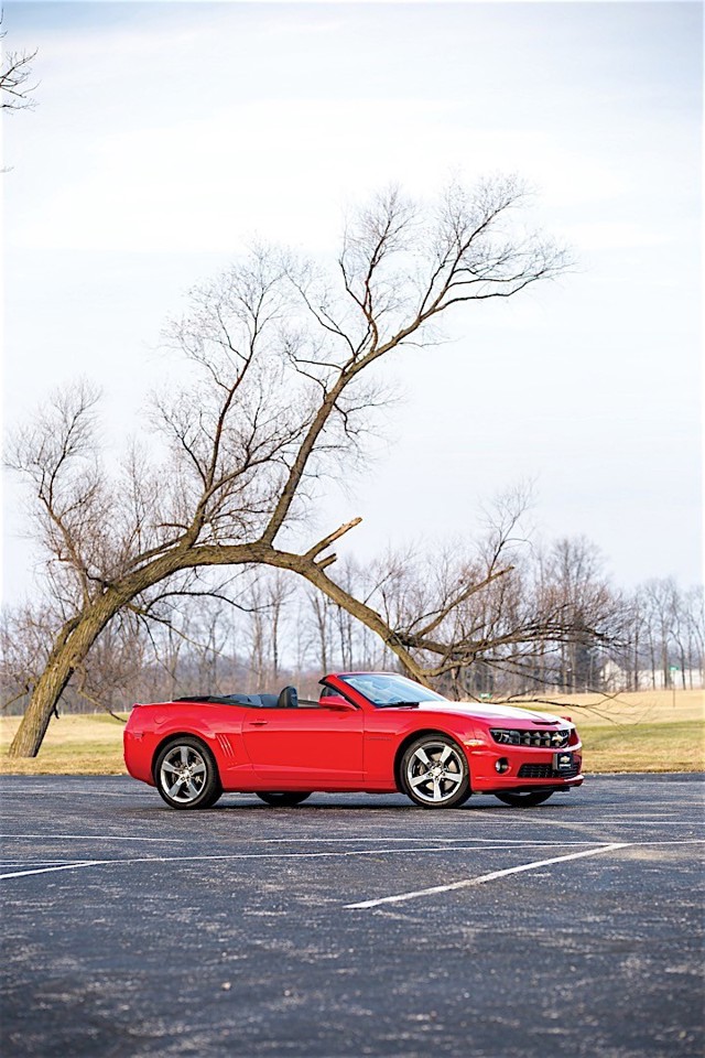 Chevrolet Camaro Convertible foto 62