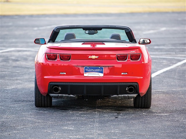 Chevrolet Camaro Convertible foto 74