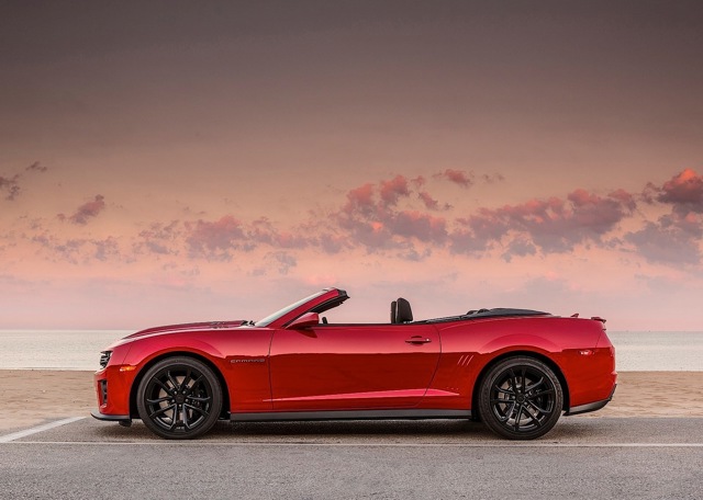 Chevrolet Camaro Convertible foto 28