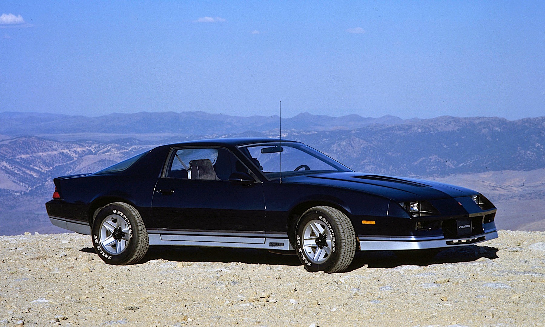 Chevrolet Camaro photo 15