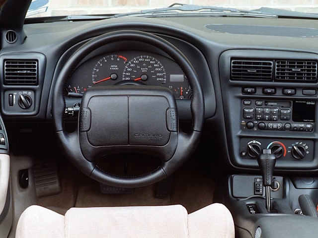 Chevrolet Camaro photo 17