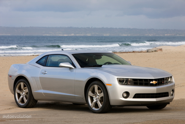 Chevrolet Camaro photo 2