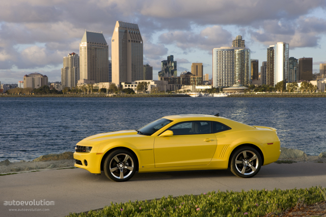 Chevrolet Camaro photo 3