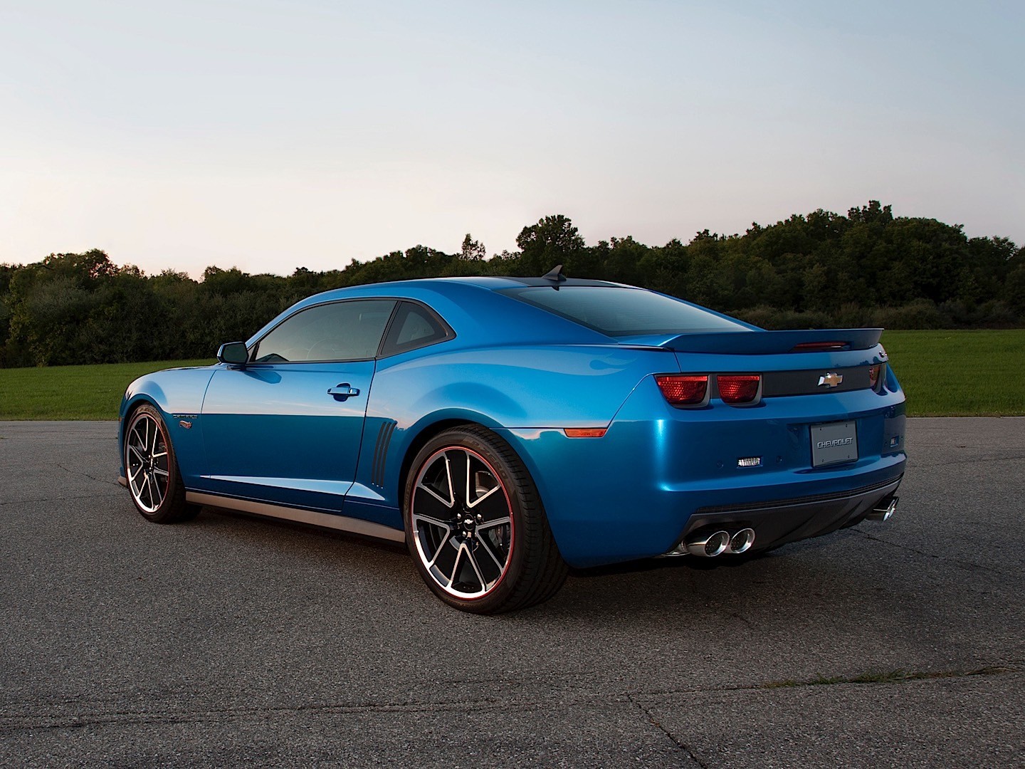 Chevrolet Camaro photo 39