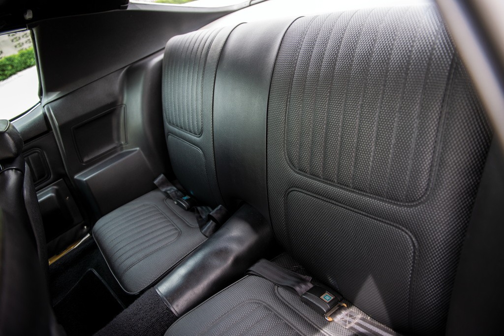 Chevrolet Camaro photo 14