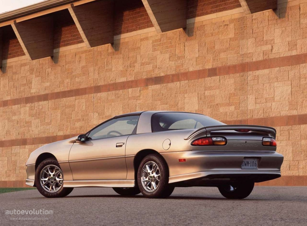 Chevrolet Camaro photo 2