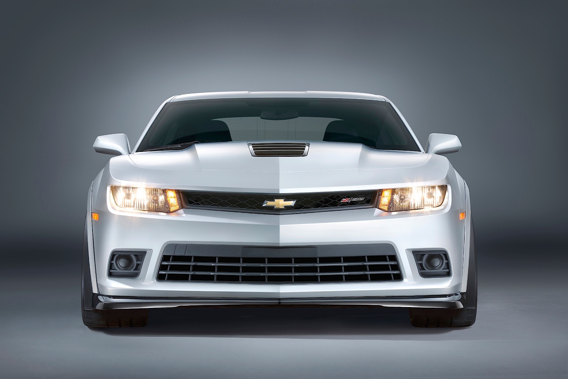 Chevrolet Camaro photo 7