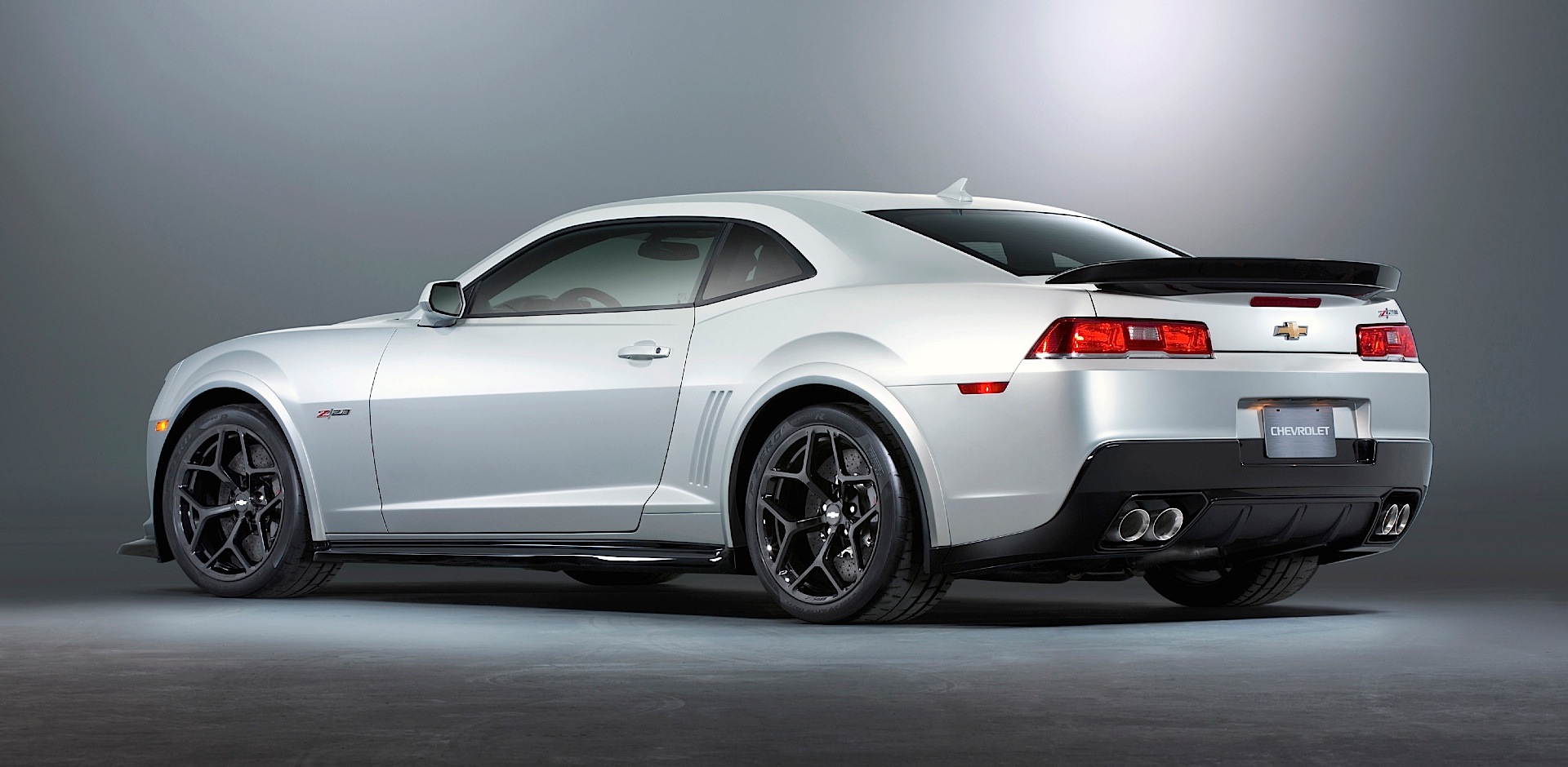 Chevrolet Camaro photo 10