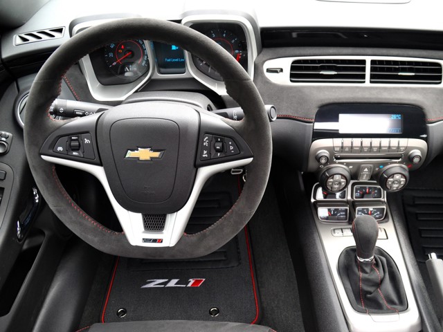 Chevrolet Camaro Foto 39