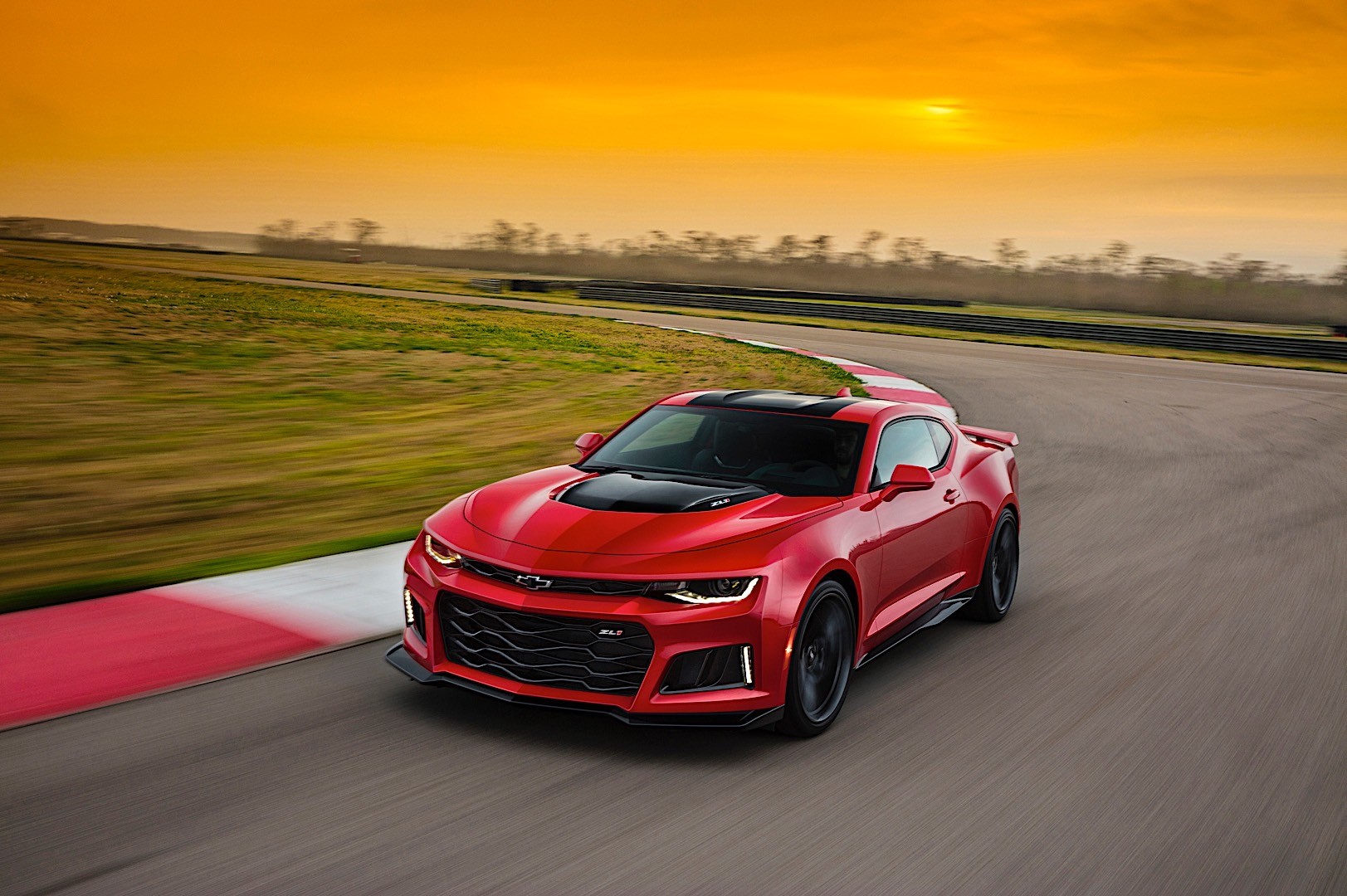Chevrolet Camaro photo 6