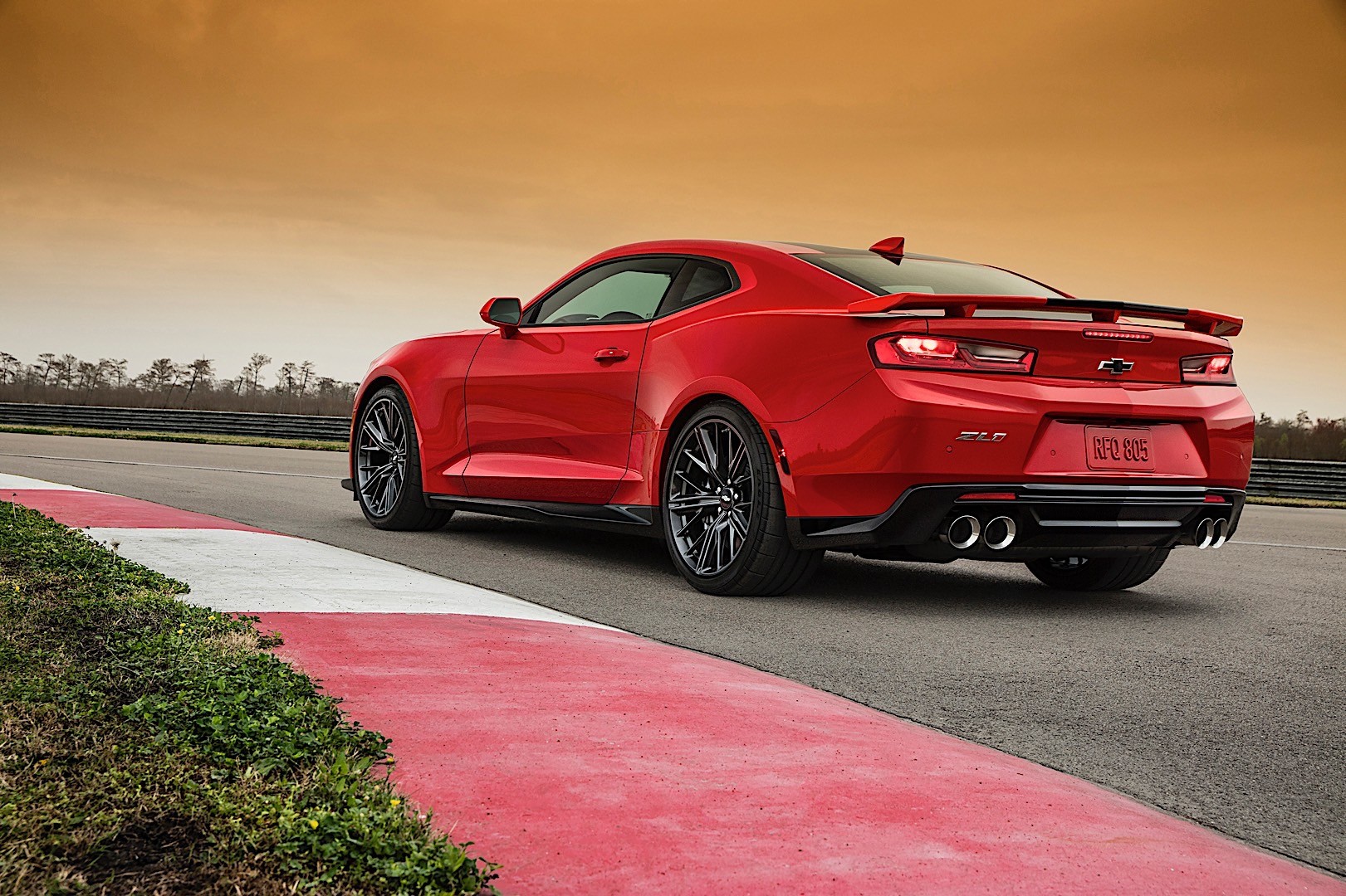 Chevrolet Camaro photo 7