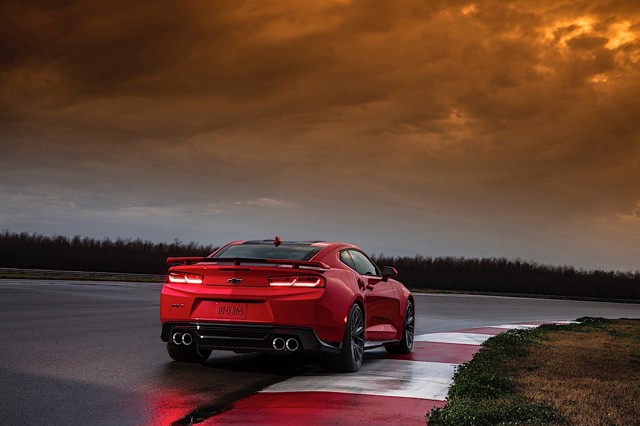 Chevrolet Camaro photo 9