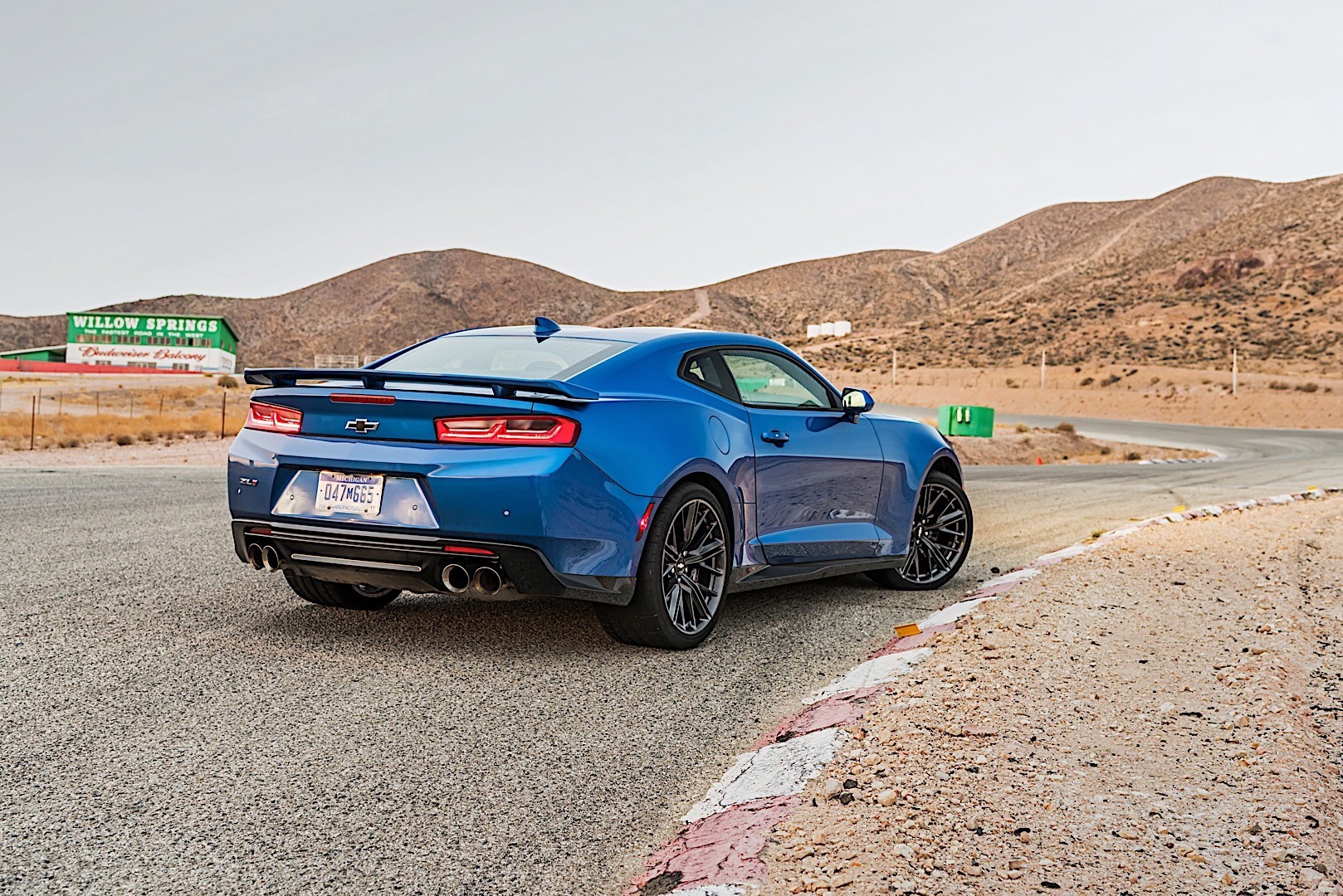 Chevrolet Camaro photo 21