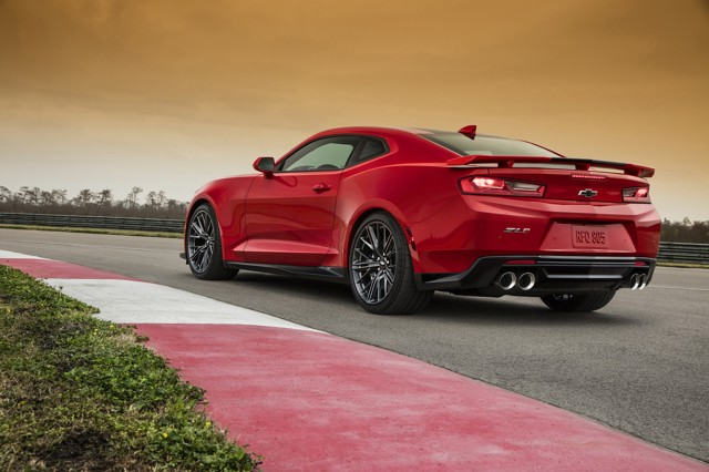 Chevrolet Camaro photo 3