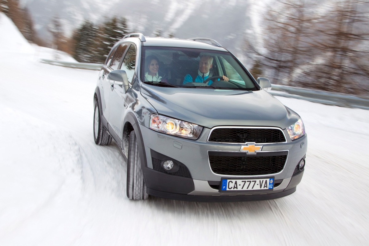 Chevrolet CHEVROLET Captiva 2.4L DOHC FWD 6AT (167 HP)