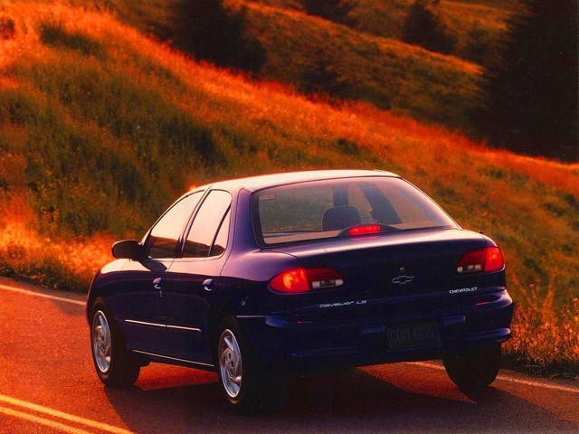 Chevrolet Cavalier photo 2