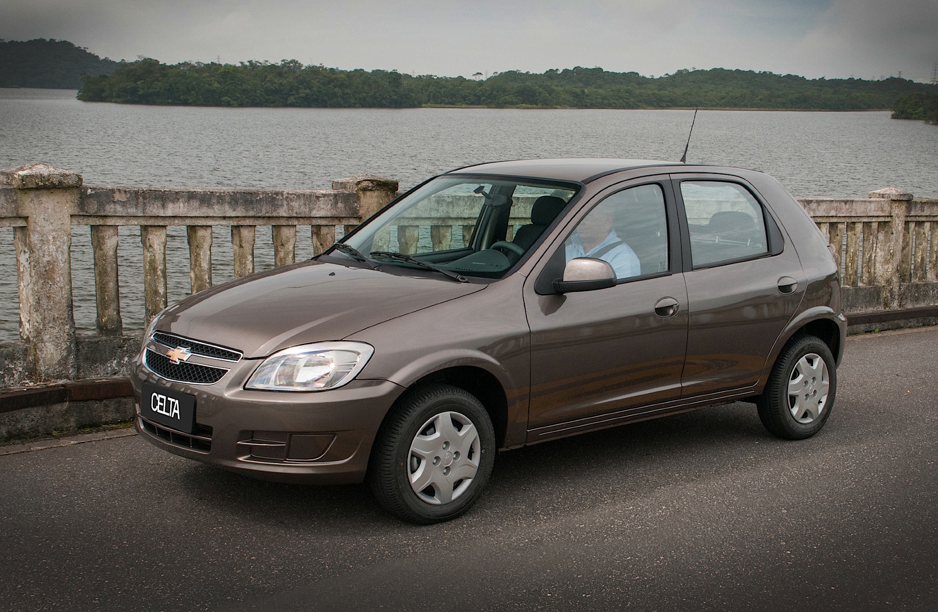 Chevrolet Celta photo 6