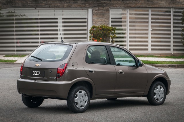 Chevrolet Celta Foto 8