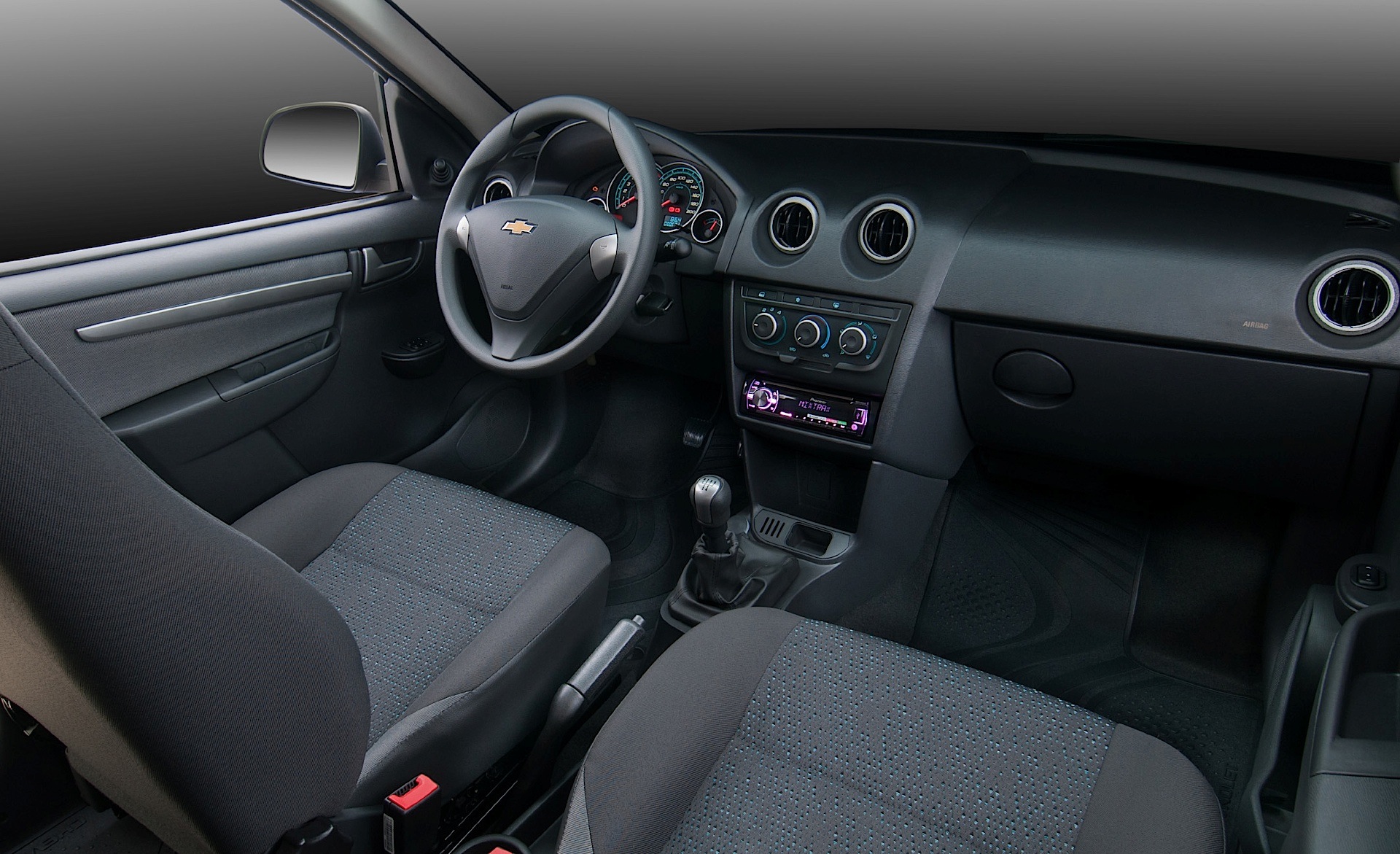 Chevrolet Celta photo 15