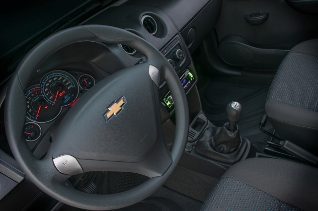 Chevrolet Celta Foto 16