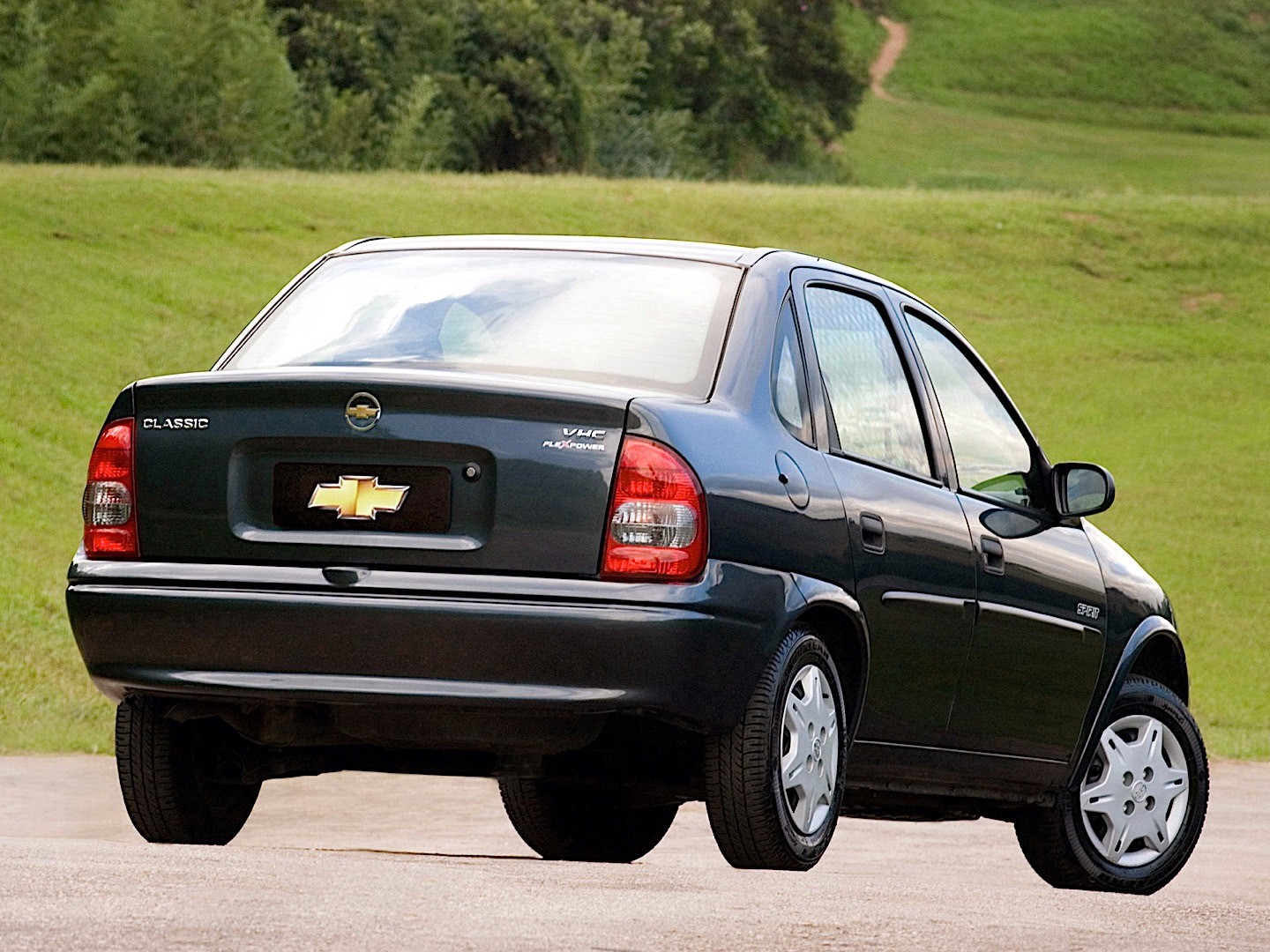 Chevrolet Classic photo 33