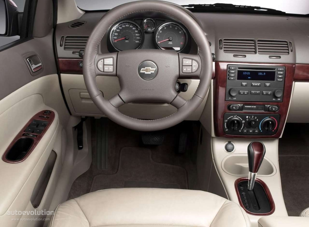 Chevrolet Cobalt Coupe photo 13