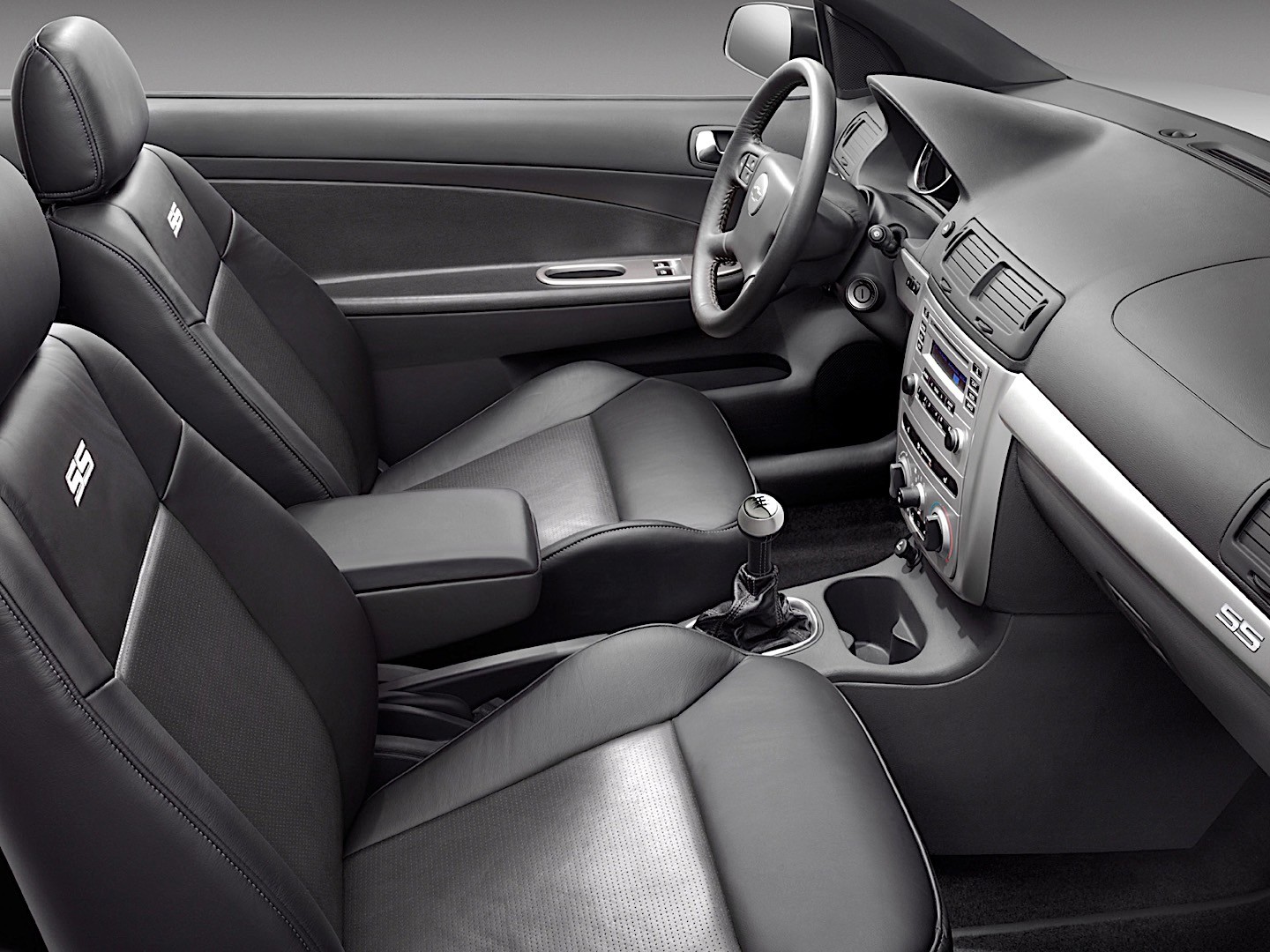 Chevrolet Cobalt Coupe photo 14