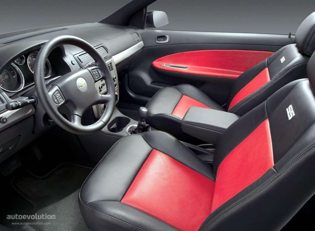Chevrolet Cobalt Coupe photo 11