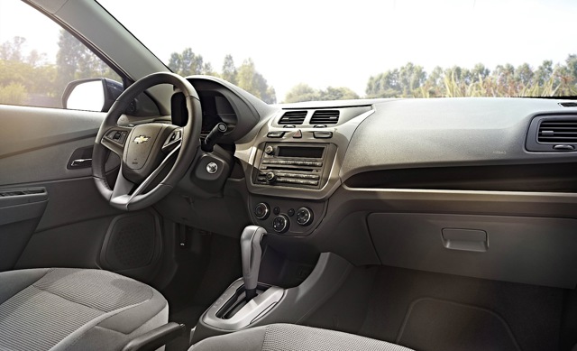 Chevrolet Cobalt Sedan photo 29