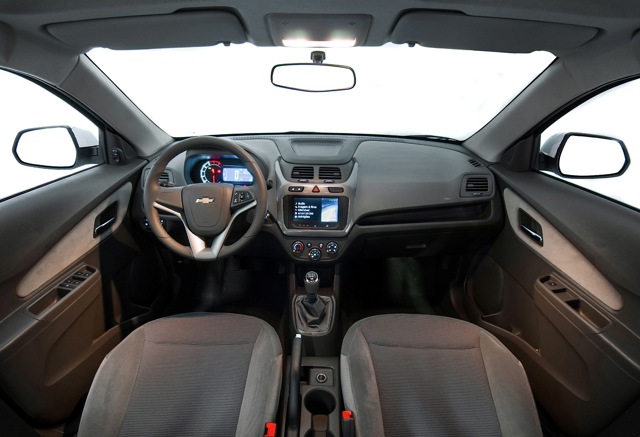 Chevrolet Cobalt Sedan photo 35