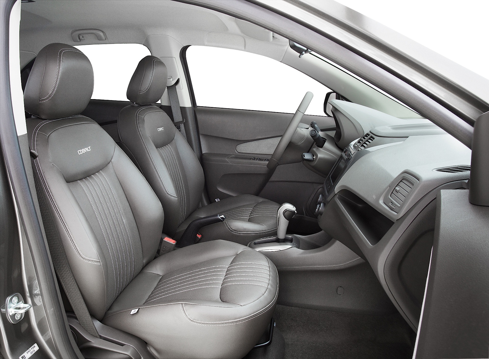 Chevrolet Cobalt Sedan photo 37