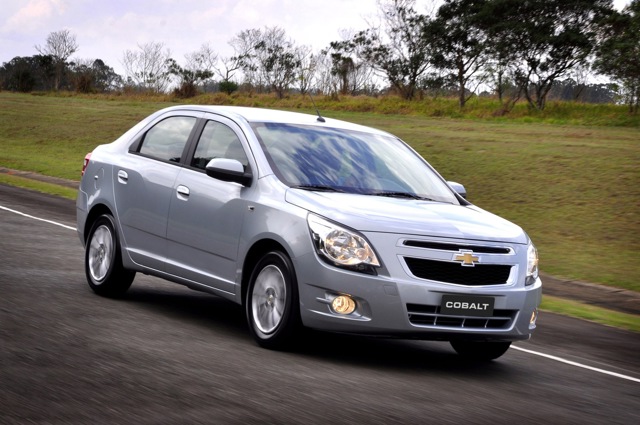Chevrolet Cobalt Sedan photo 4