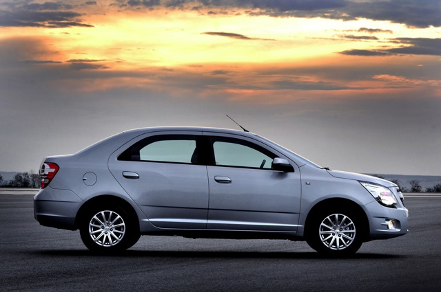 Chevrolet Cobalt Sedan photo 5