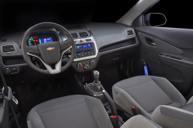 Chevrolet Cobalt Sedan photo 26