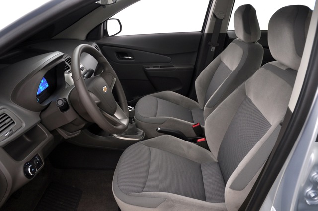 Chevrolet Cobalt Sedan photo 27