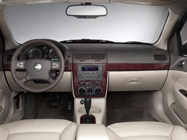 Chevrolet Cobalt Sedan photo 24