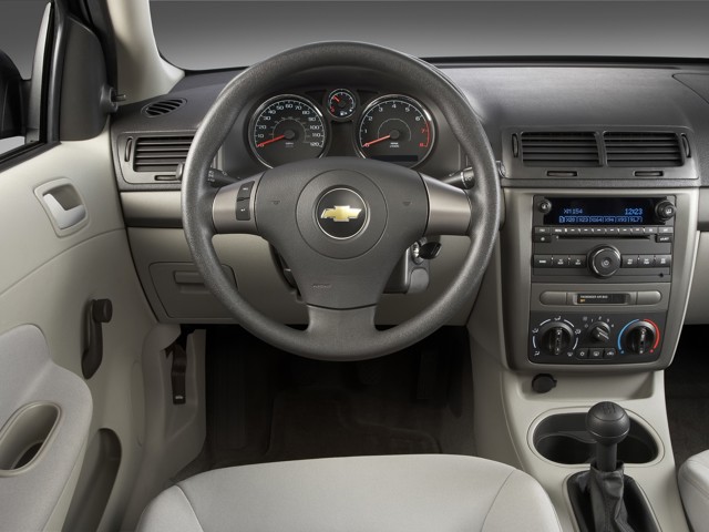 Chevrolet Cobalt Sedan photo 26