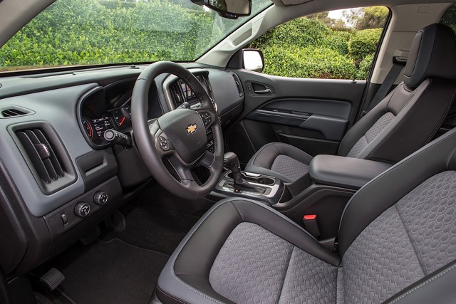 Chevrolet Colorado Double Cab photo 30